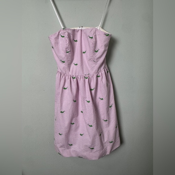 Lilly Pulitzer Seersucker Lottie Dress in Party Hopper Embroidery Twee Size 10 - Picture 2 of 14